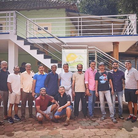 Villa Sambrama Wood House à Madikeri Extérieur photo