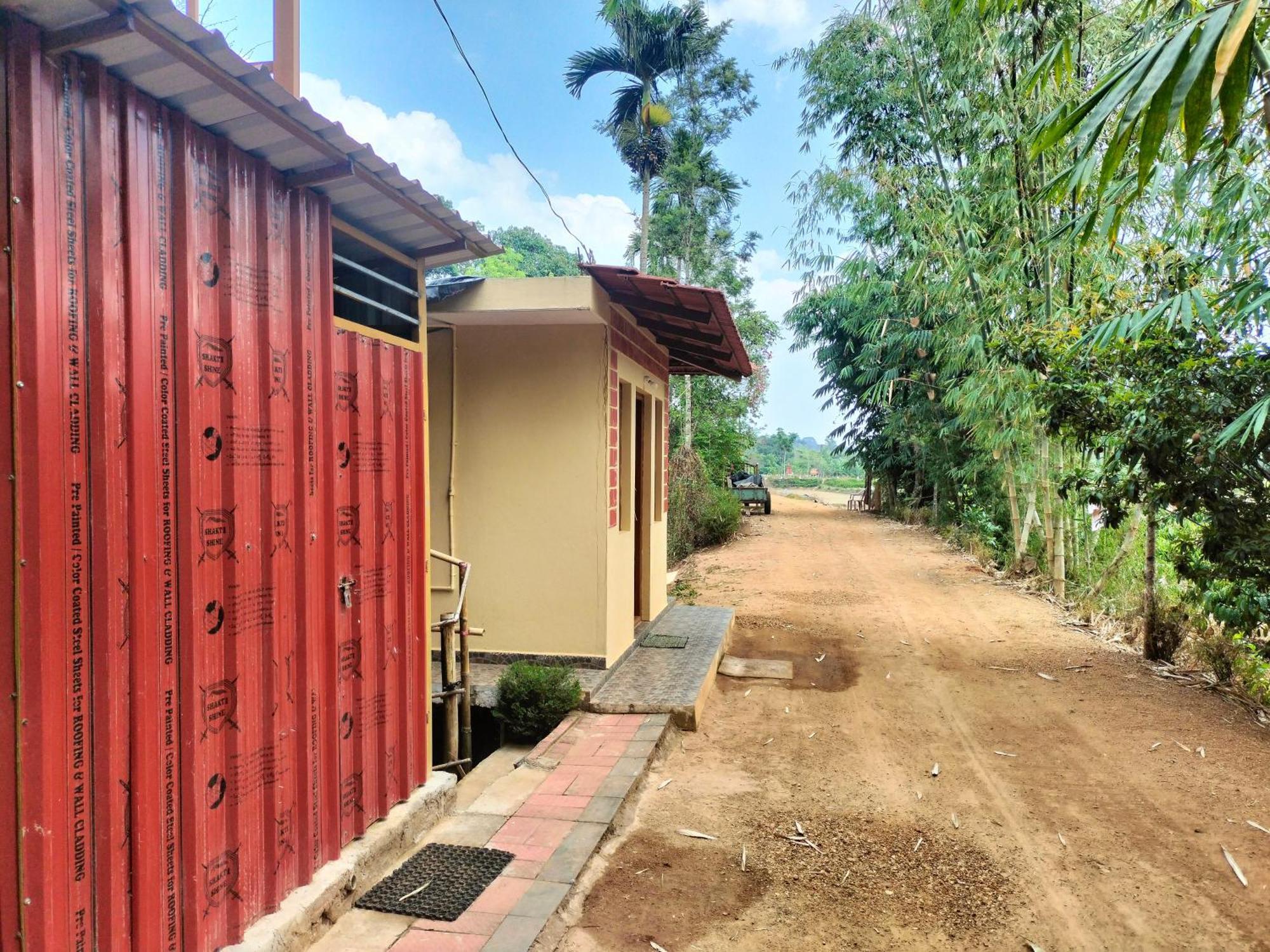 Villa Sambrama Wood House à Madikeri Extérieur photo