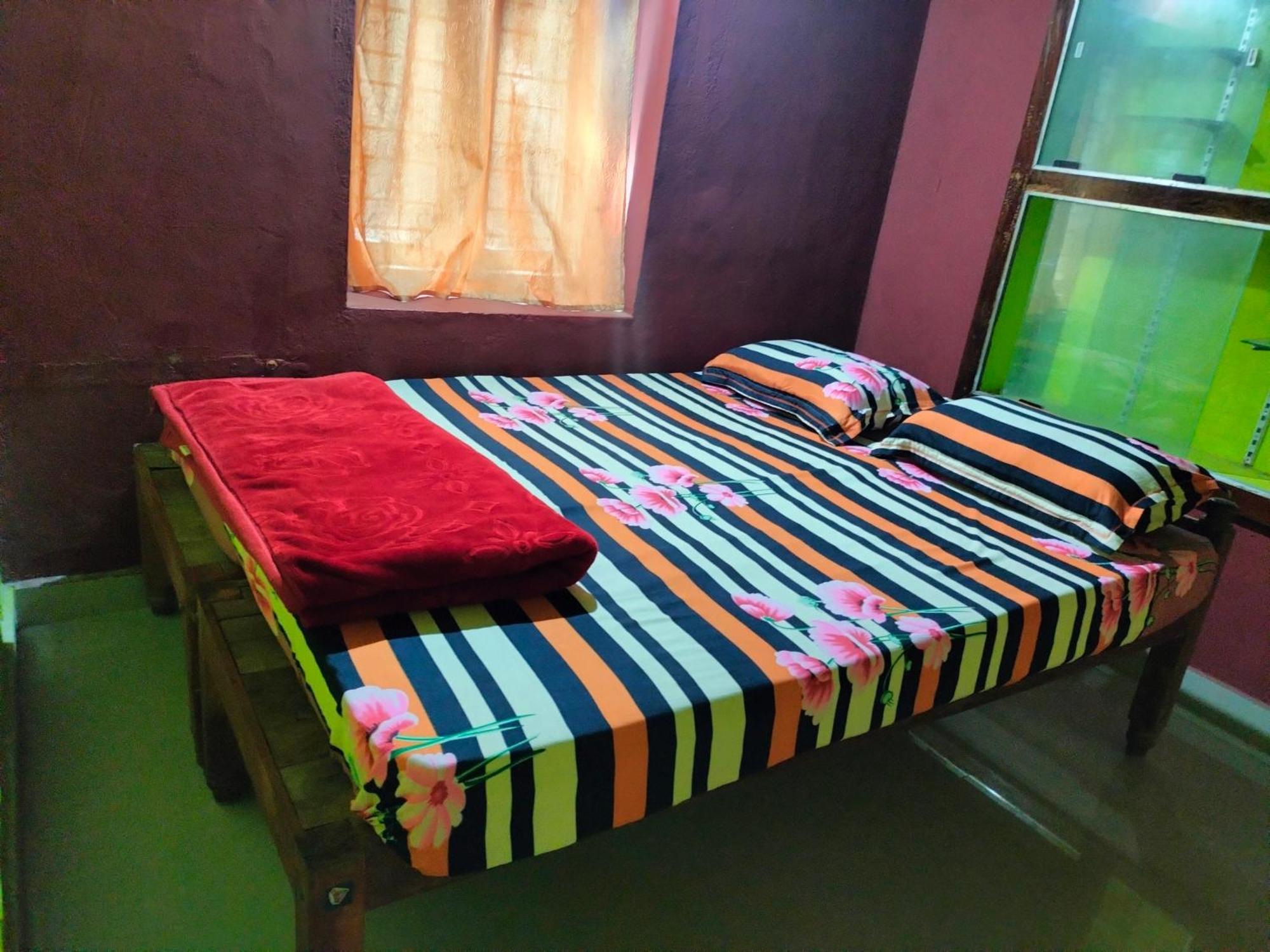 Villa Sambrama Wood House à Madikeri Extérieur photo